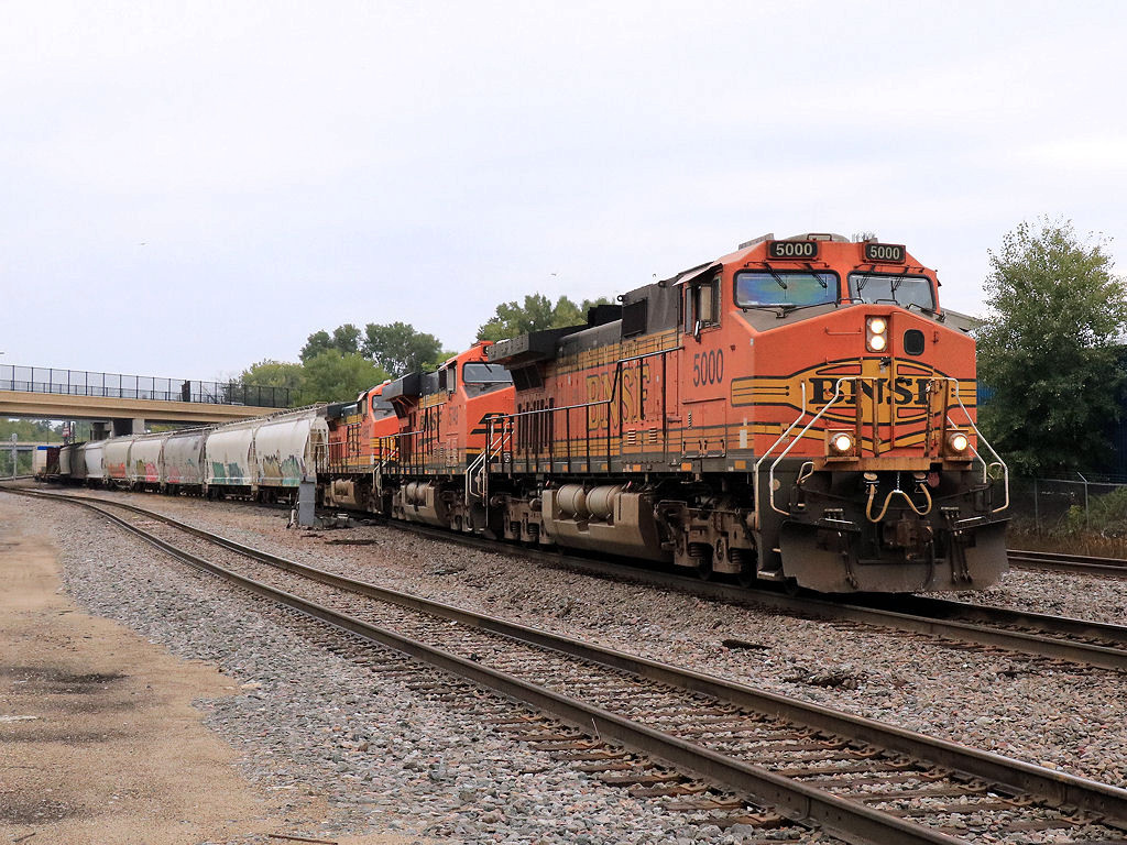 BNSF 5000